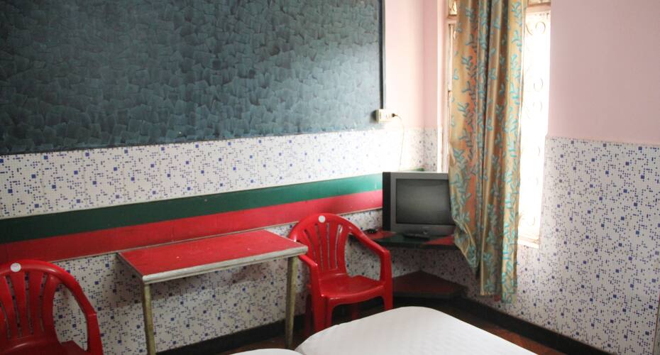 Kamakshi Hotels, Goa 5